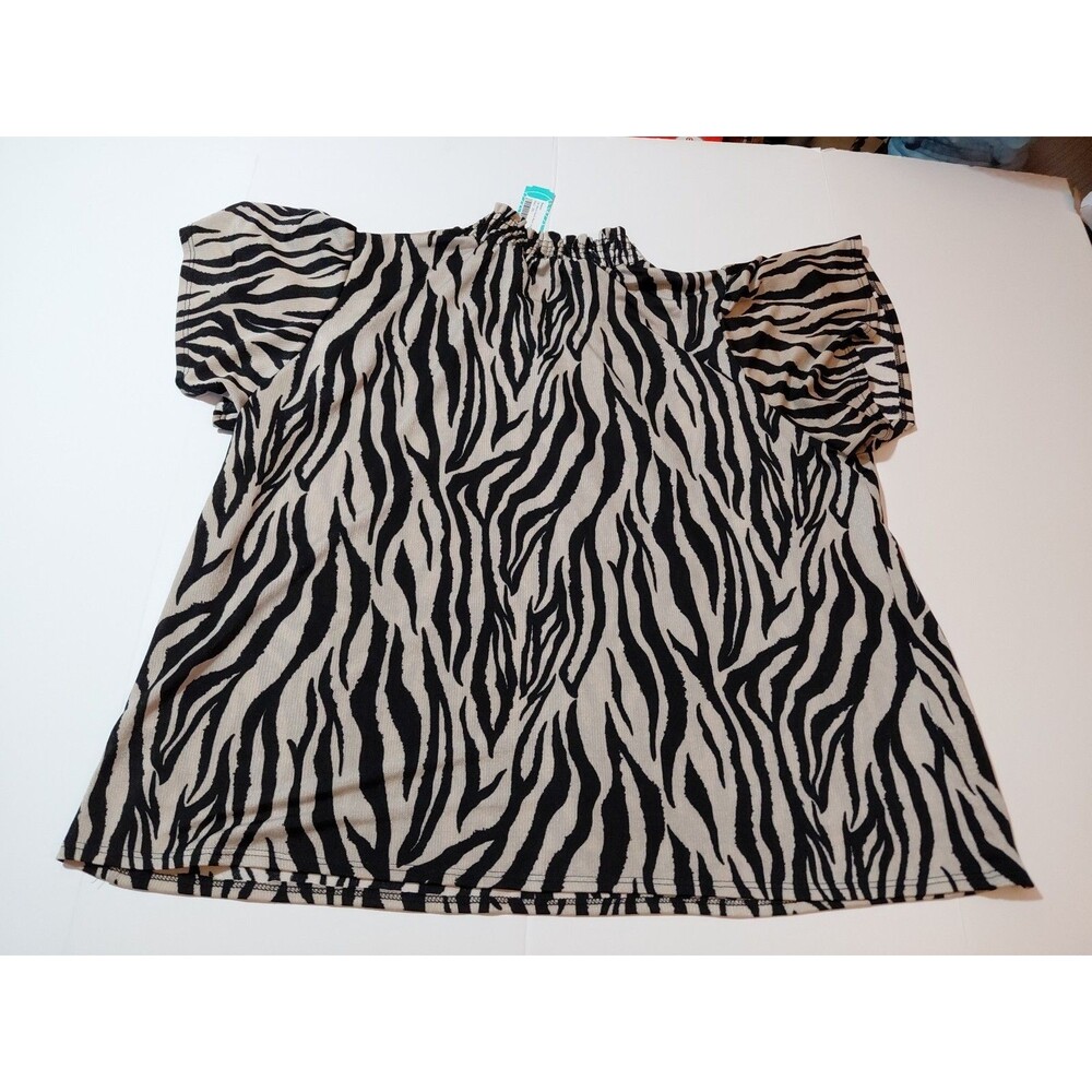 Stitch Fix Beacon Apparel XXL Mock Neck Zebra Print Short Flutter Sleeves Top - Picture 5 of 10
